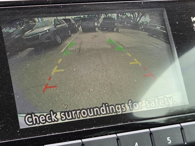 Used 2017 Nissan Rogue S image 29