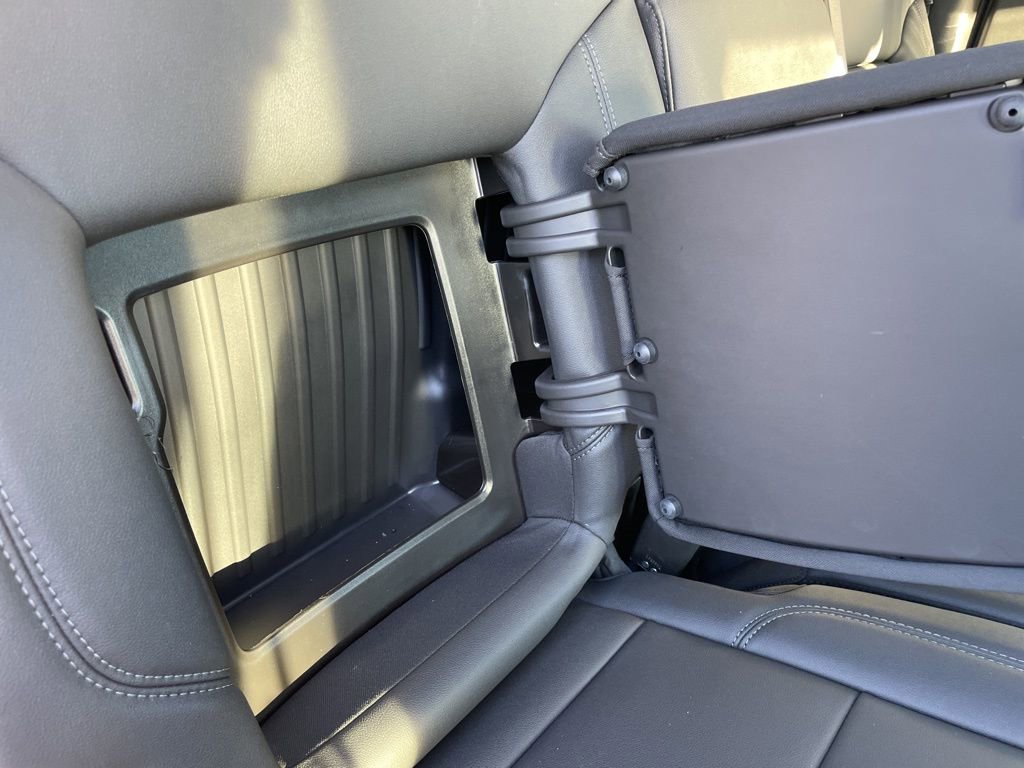 Used 2025 Chevrolet Silverado 1500 LT Trail Boss w/ Convenience Package II image 39