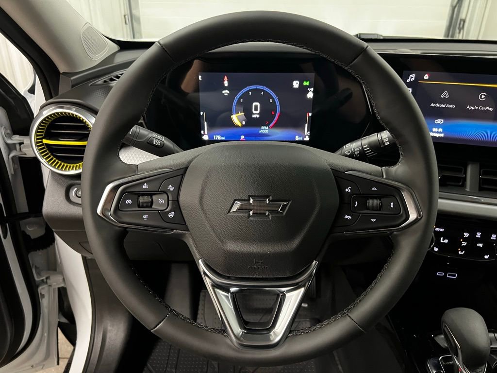 New 2026 Chevrolet Trax LT w/ Driver Confidence Package FWD image 17