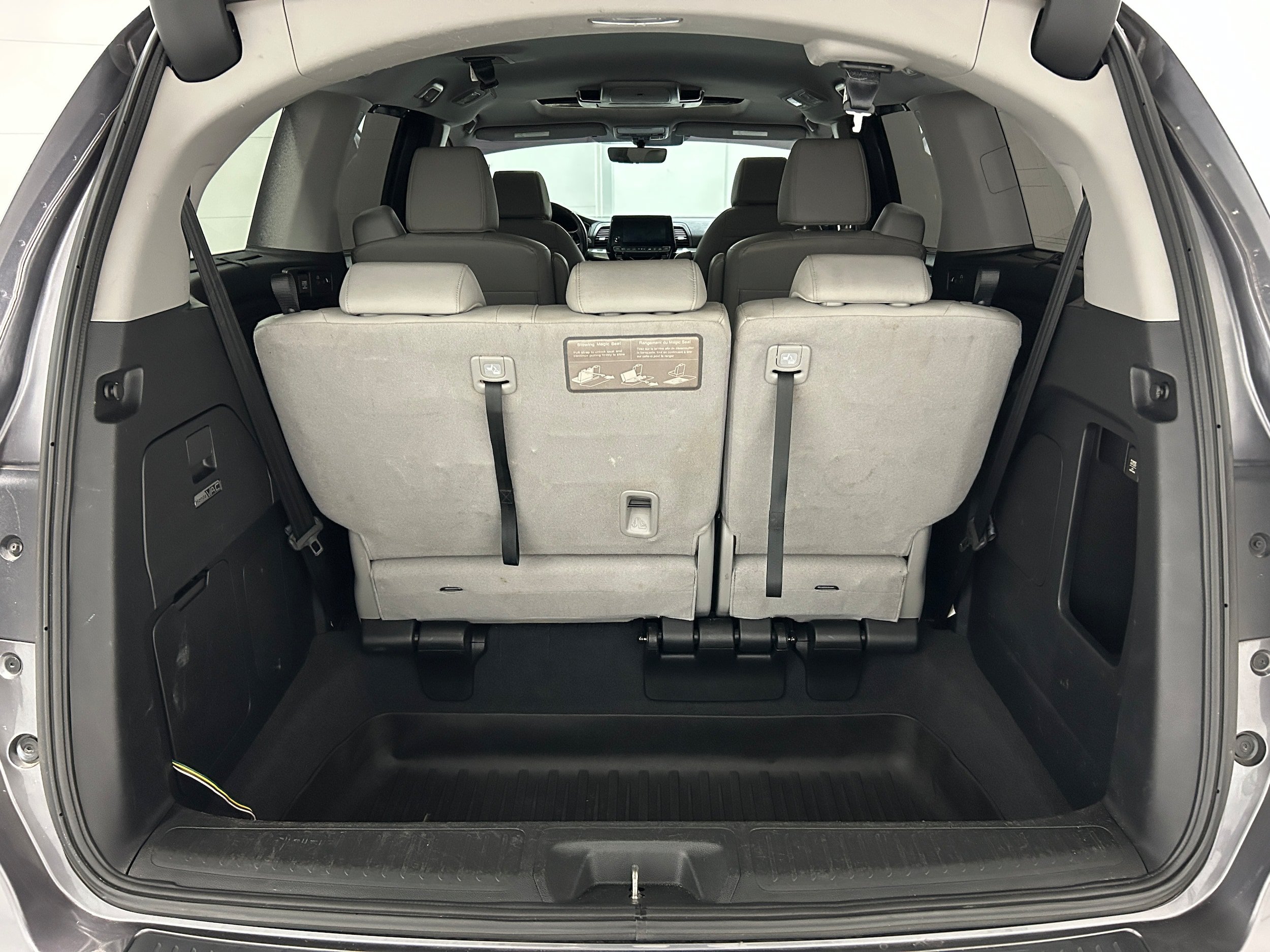Used 2019 Honda Odyssey Elite image 35