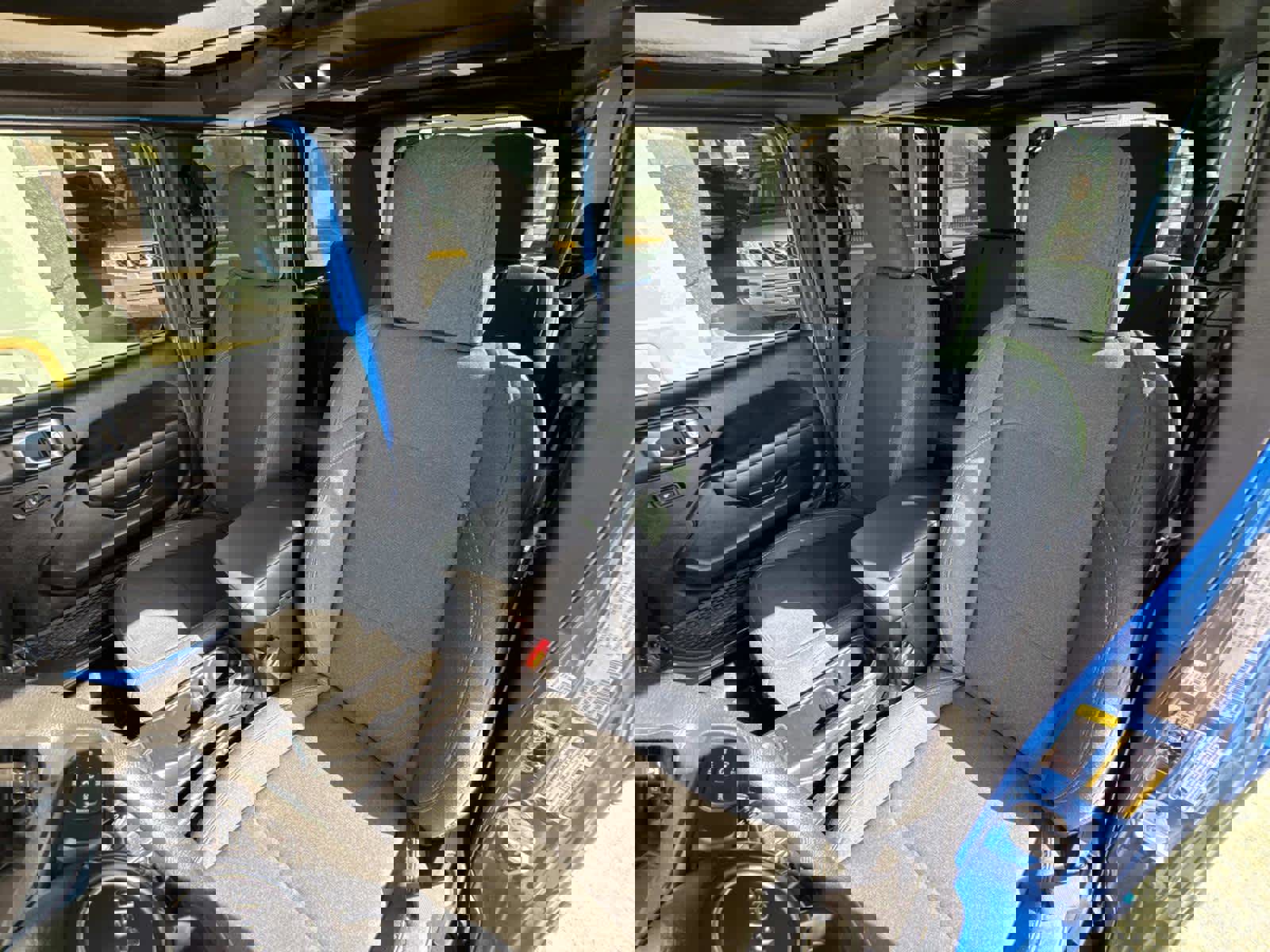 Used 2025 Jeep Wrangler Sport image 48