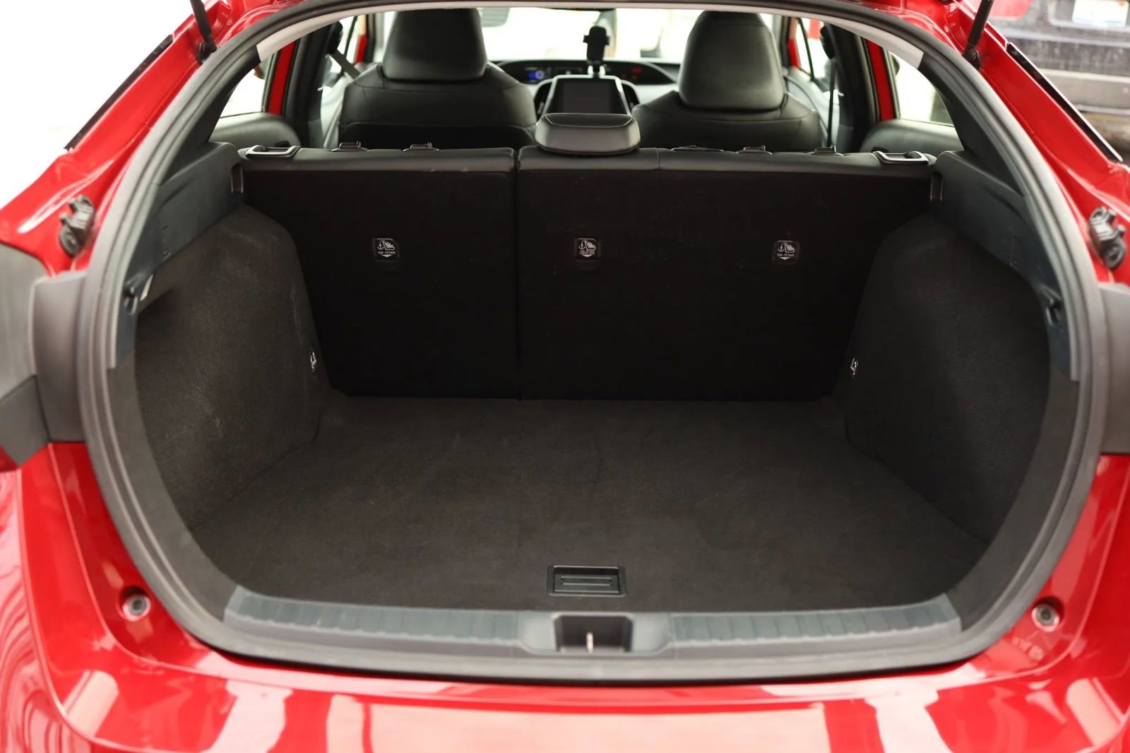Used 2019 Toyota Prius Limited w/ Premium Convenience Package FWD image 44
