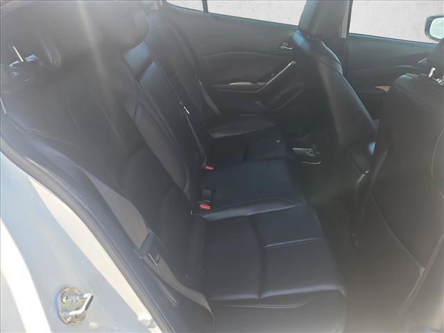 Used 2017 MAZDA MAZDA3 Touring FWD image 18