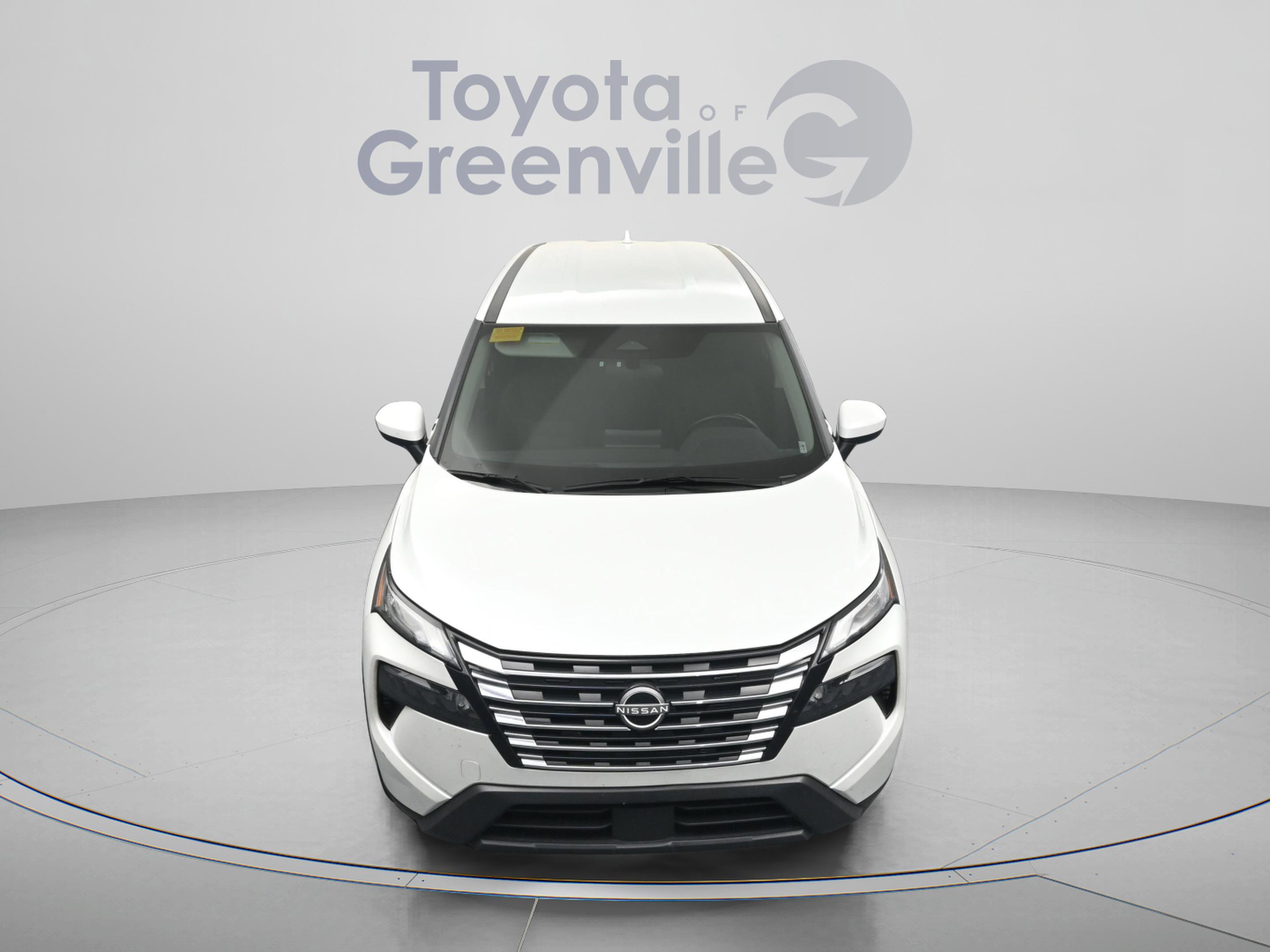 Used 2025 Nissan Rogue SV image 22