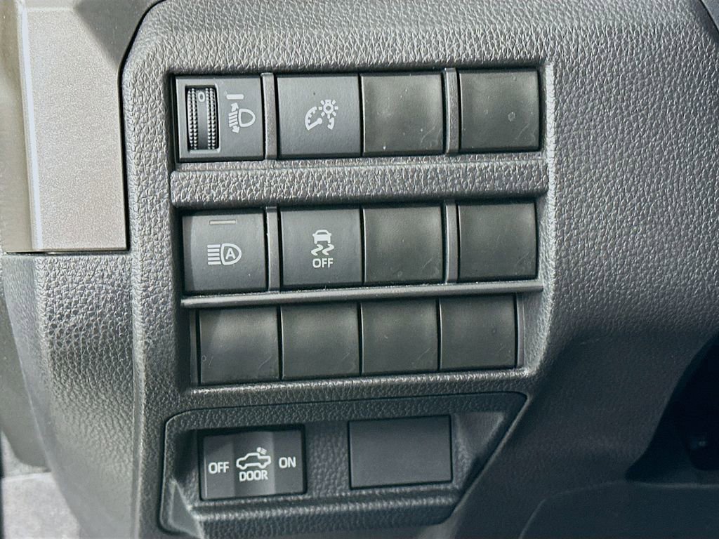 Used 2024 Toyota Tacoma SR5 image 15