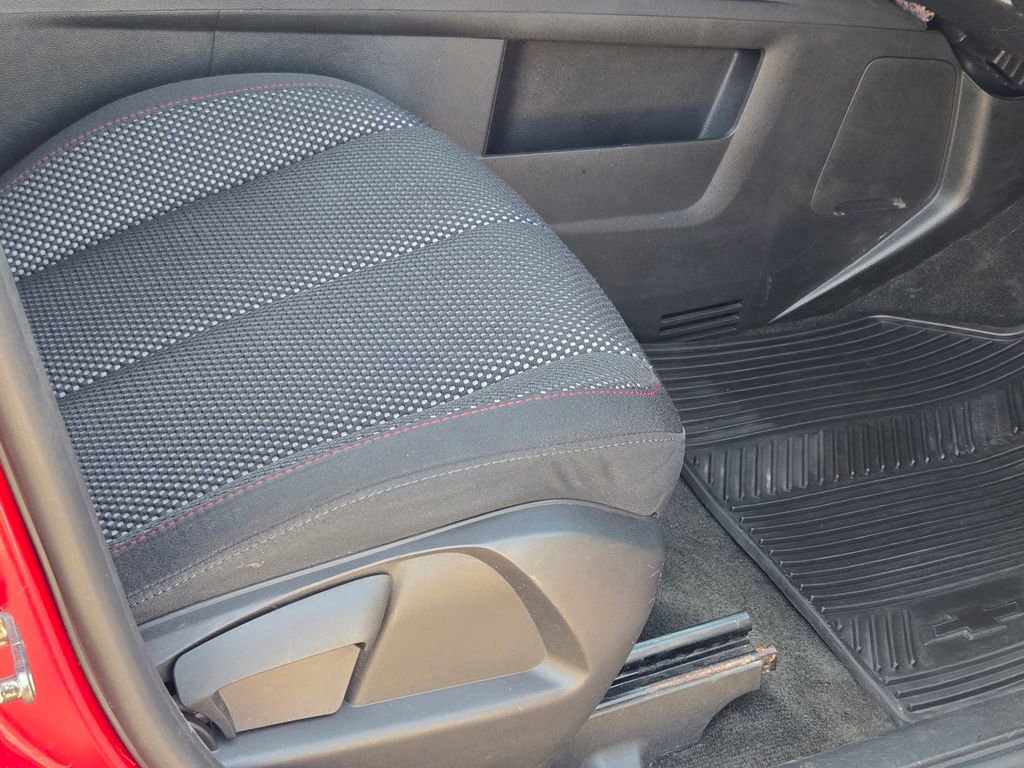 Used 2014 Chevrolet Equinox LT w/ Driver Convenience Package image 11