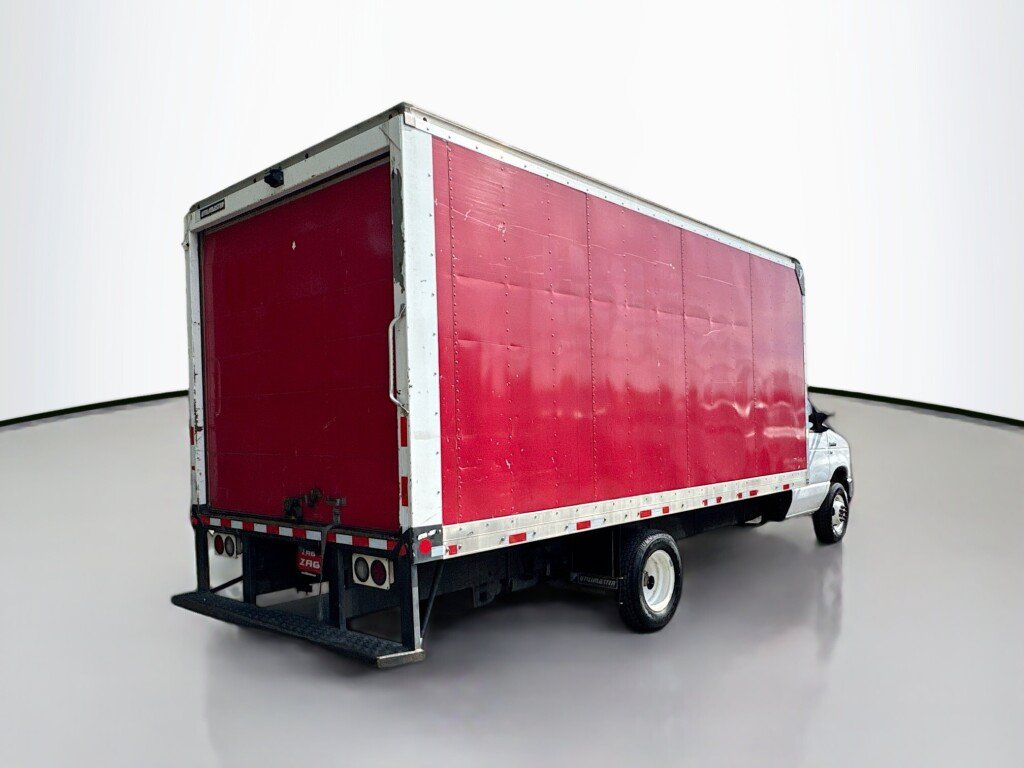 Used 2015 Ford E-350 and Econoline 350 Super Duty RWD image 7