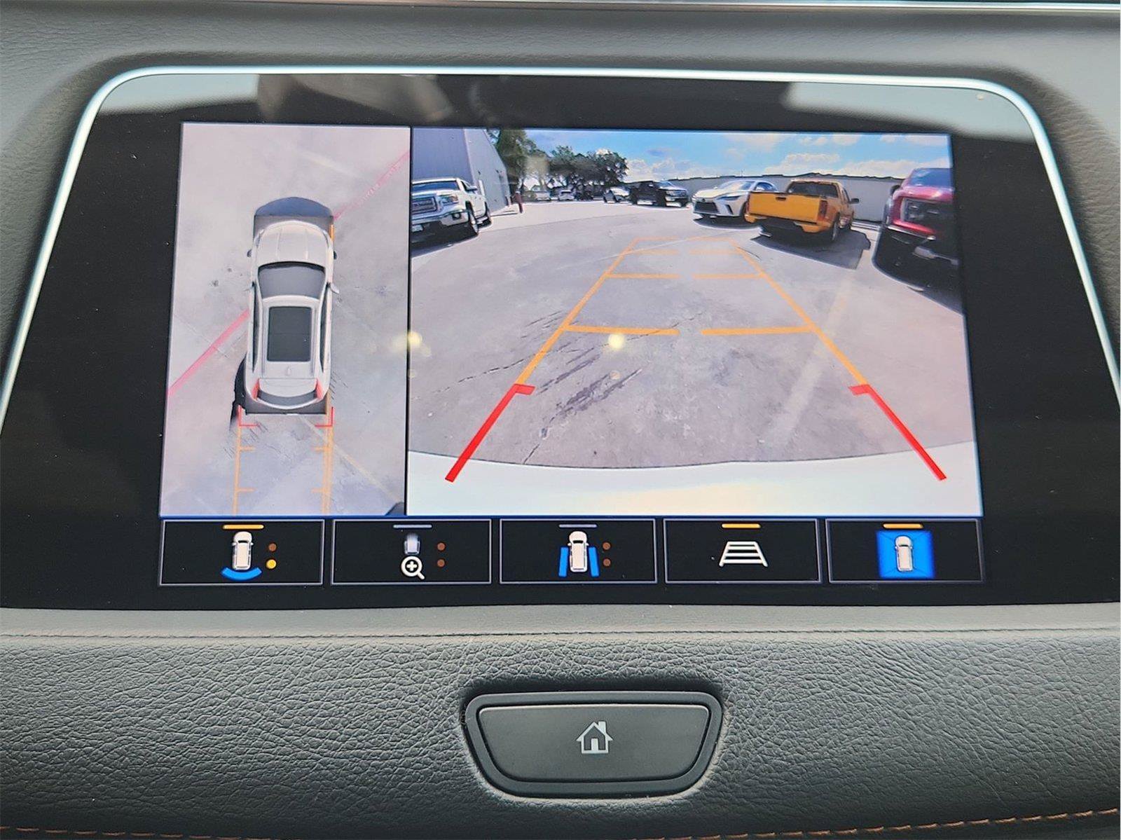 Certified 2022 Cadillac XT4 Sport FWD image 15