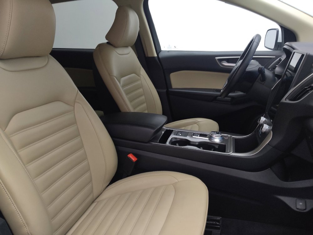 Used 2023 Ford Edge SEL image 21