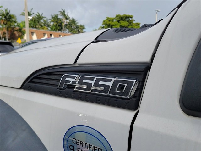 Used 2015 Ford F550 2WD Regular Cab Super Duty image 7