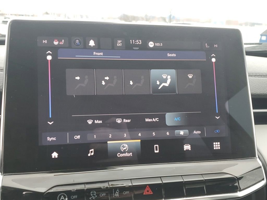 Used 2022 Jeep Compass Limited image 17