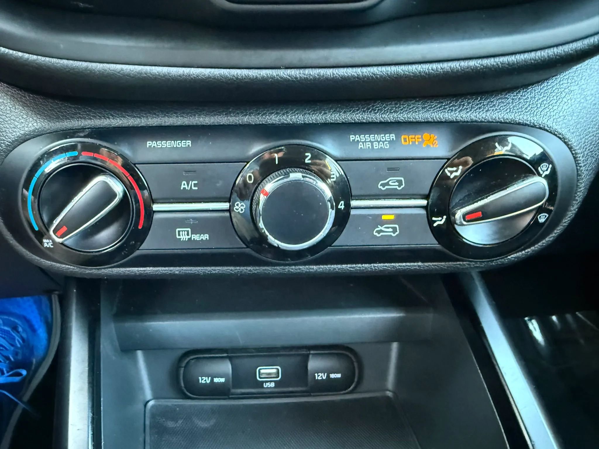 Used 2022 Kia Soul LX w/ Technology Package image 17