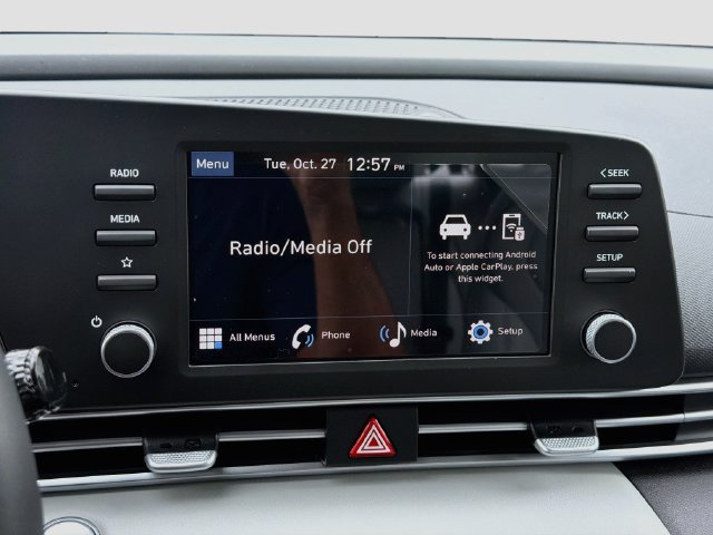New 2026 Hyundai Elantra SEL Sport FWD image 14