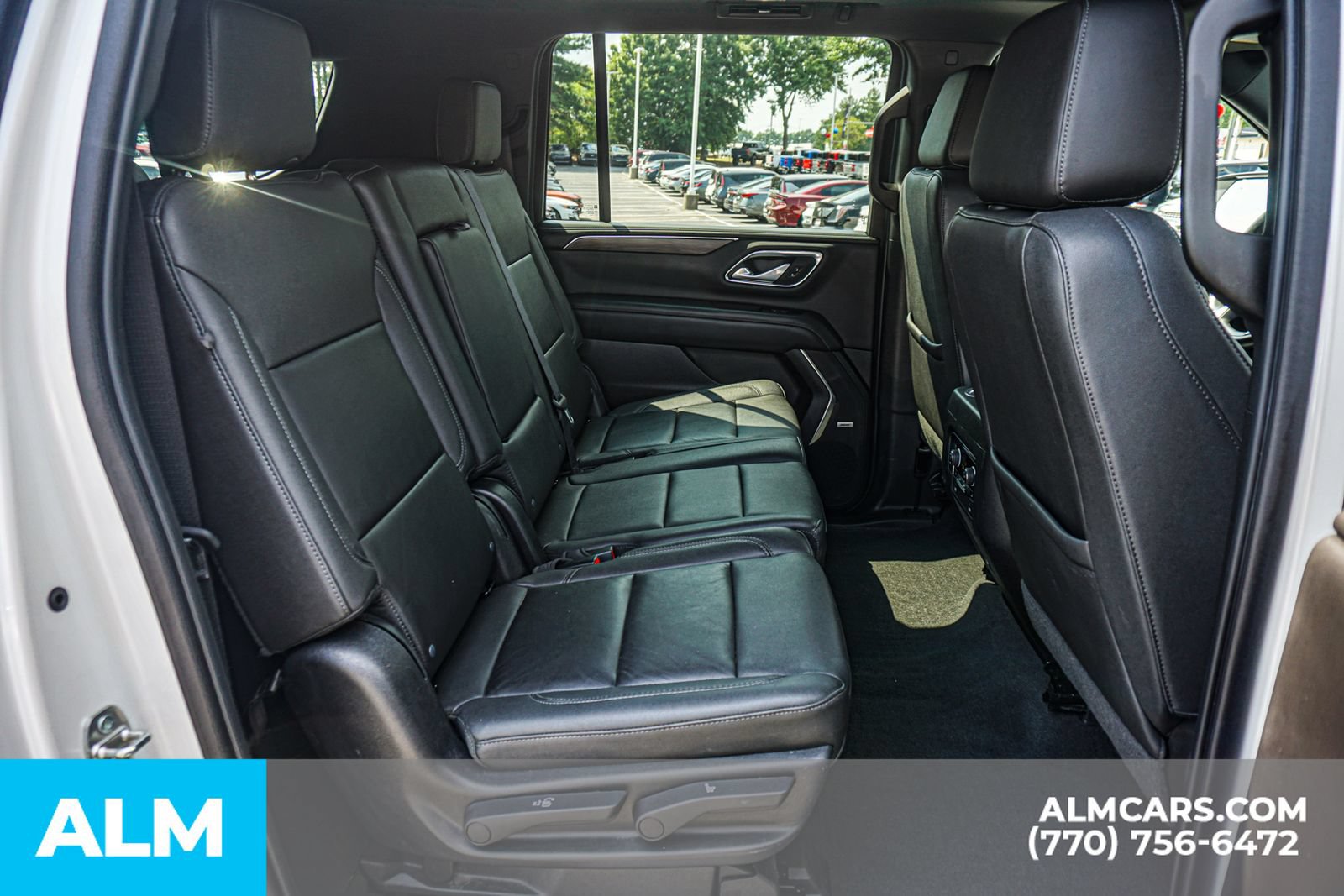 Used 2022 Chevrolet Suburban LT w/ LT Signature Package AWD/4WD image 25