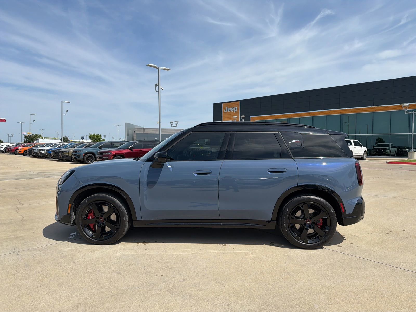 Used 2025 MINI Cooper Countryman John Cooper Works AWD/4WD image 2