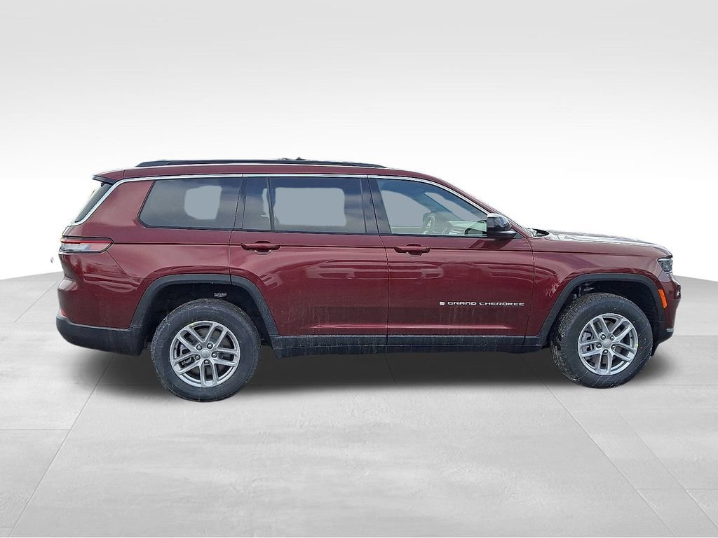 New 2025 Jeep Grand Cherokee L Laredo image 8