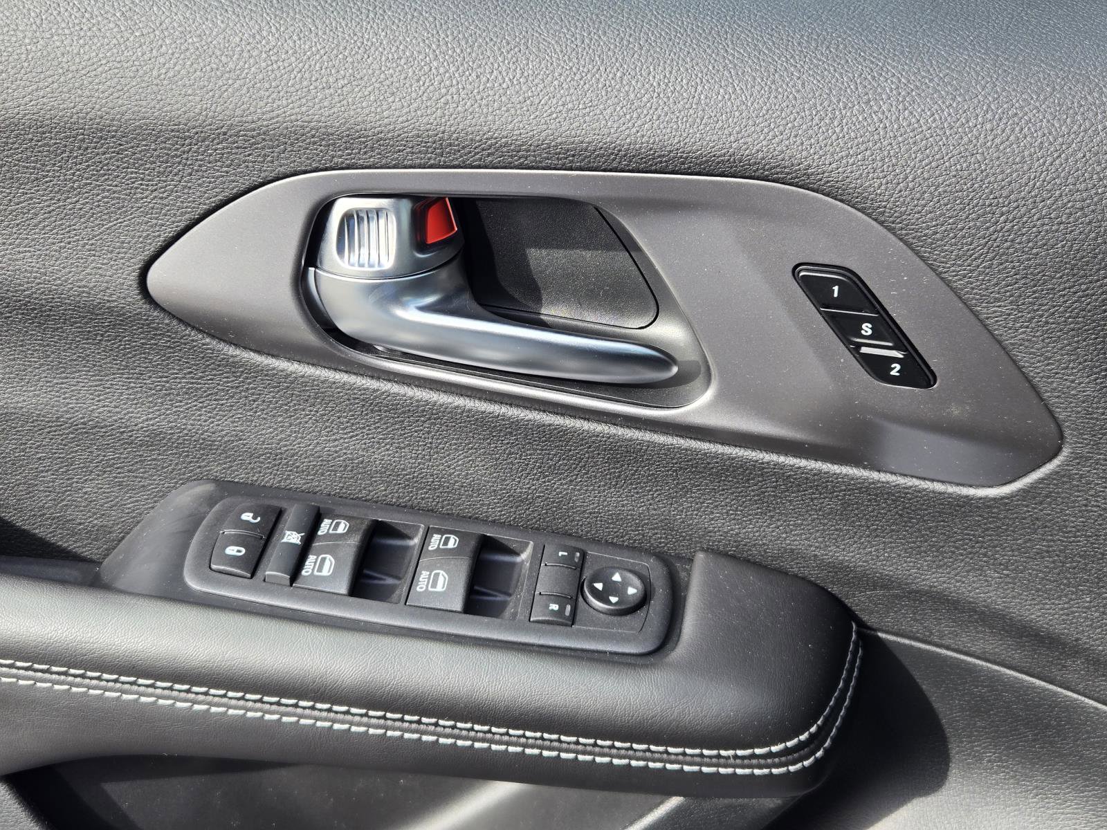 New 2026 Chrysler Pacifica Select image 23