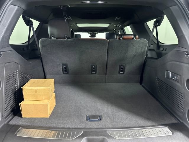 Used 2024 GMC Yukon XL Denali Ultimate image 31