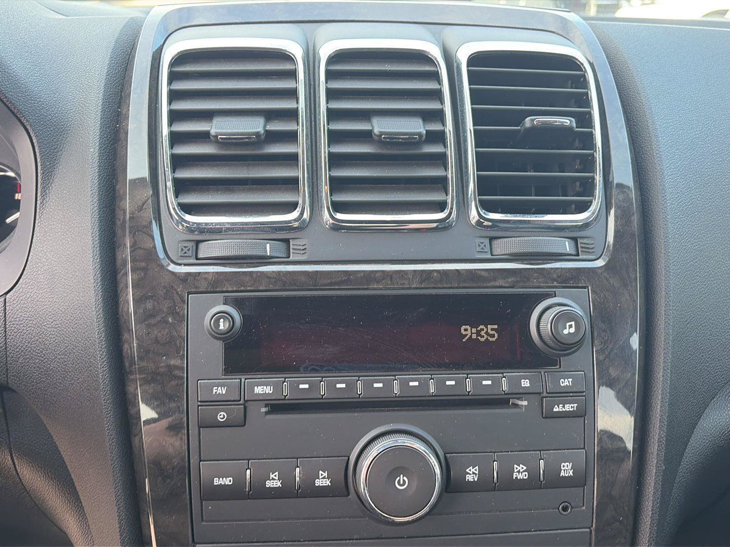 Used 2012 GMC Acadia Denali FWD image 26