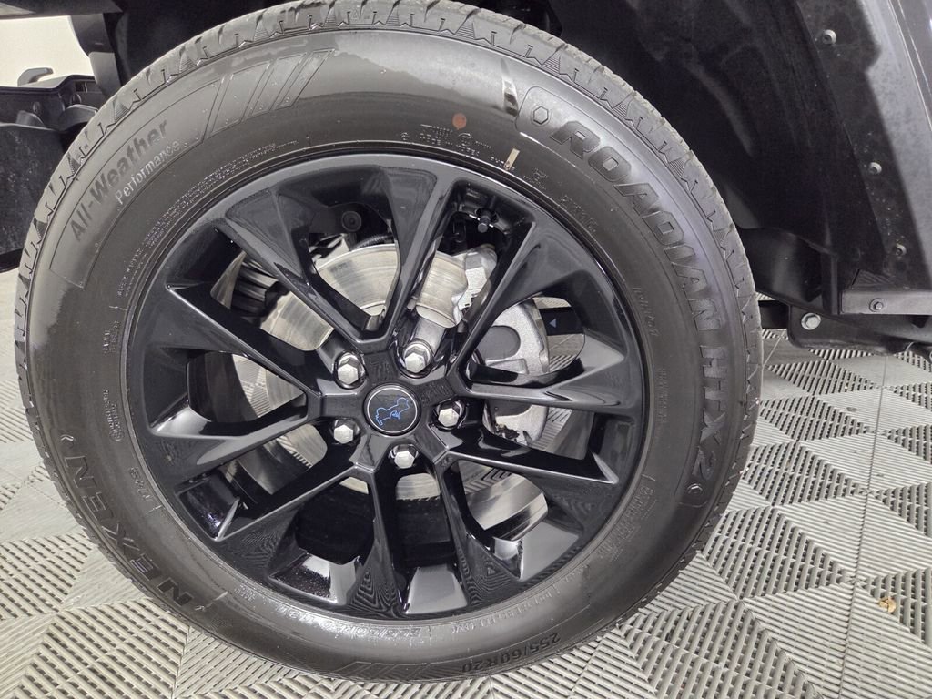 Certified 2025 Jeep Wrangler Sahara w/ Safety Group image 11