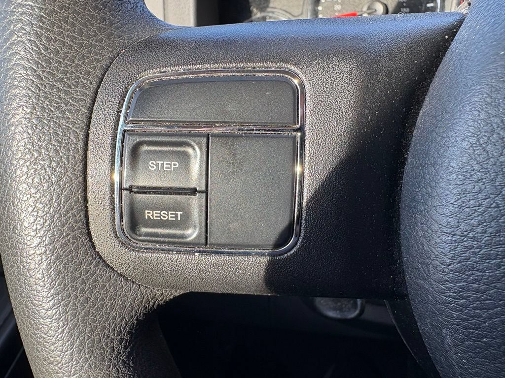 Used 2012 Jeep Liberty Sport AWD/4WD image 26