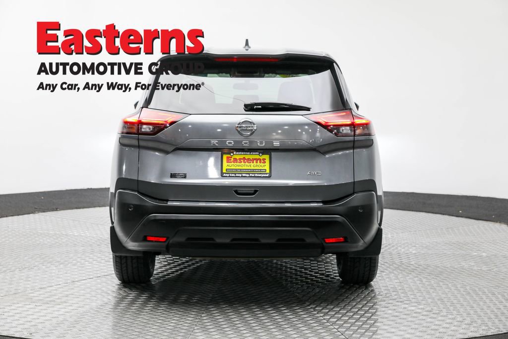 Used 2021 Nissan Rogue S image 6