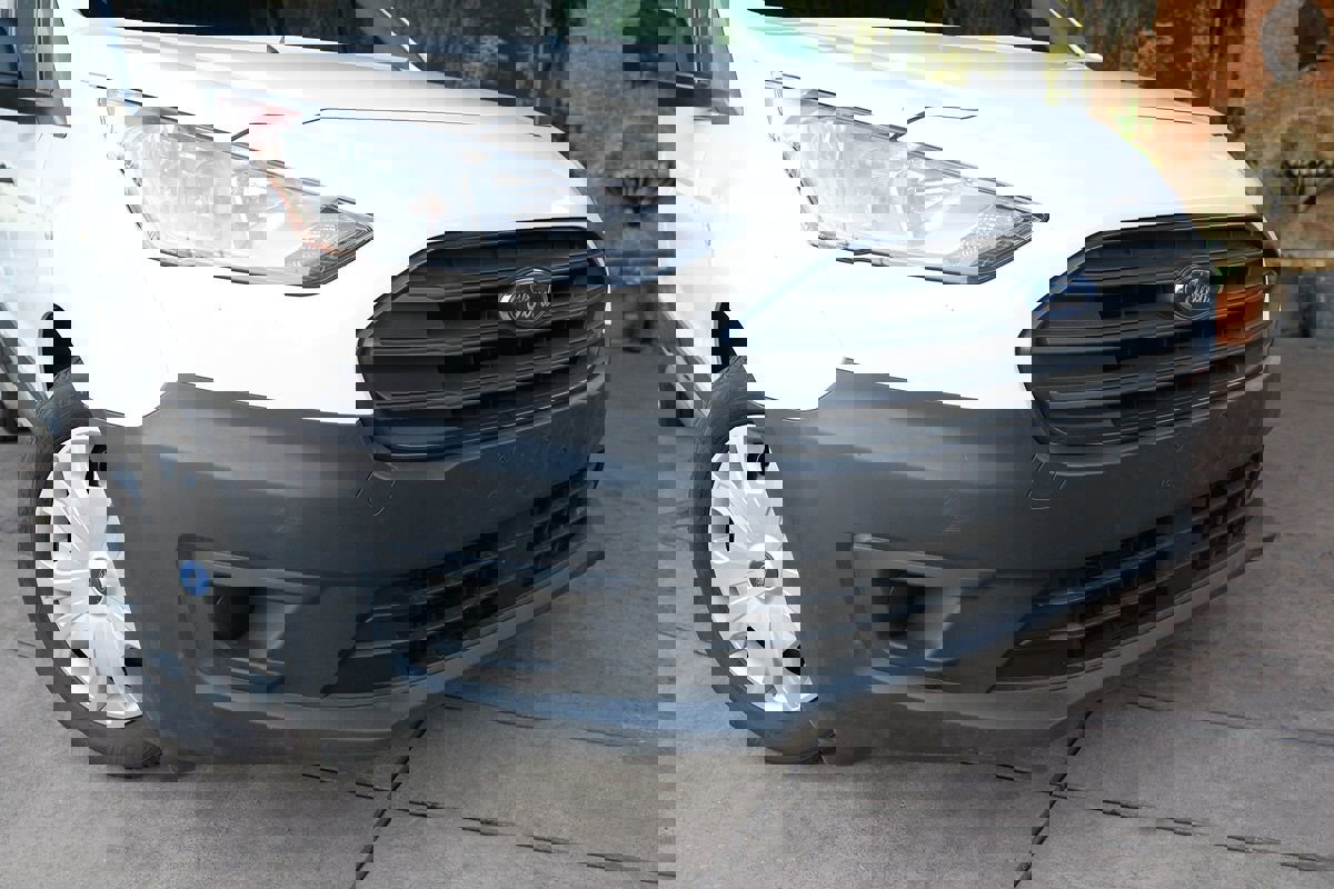 Used 2020 Ford Transit Connect XL image 7