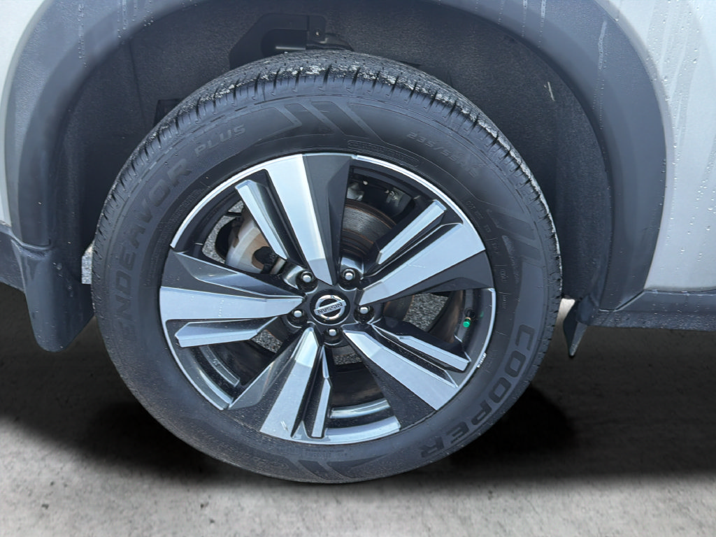 Certified 2021 Nissan Rogue Platinum FWD image 55