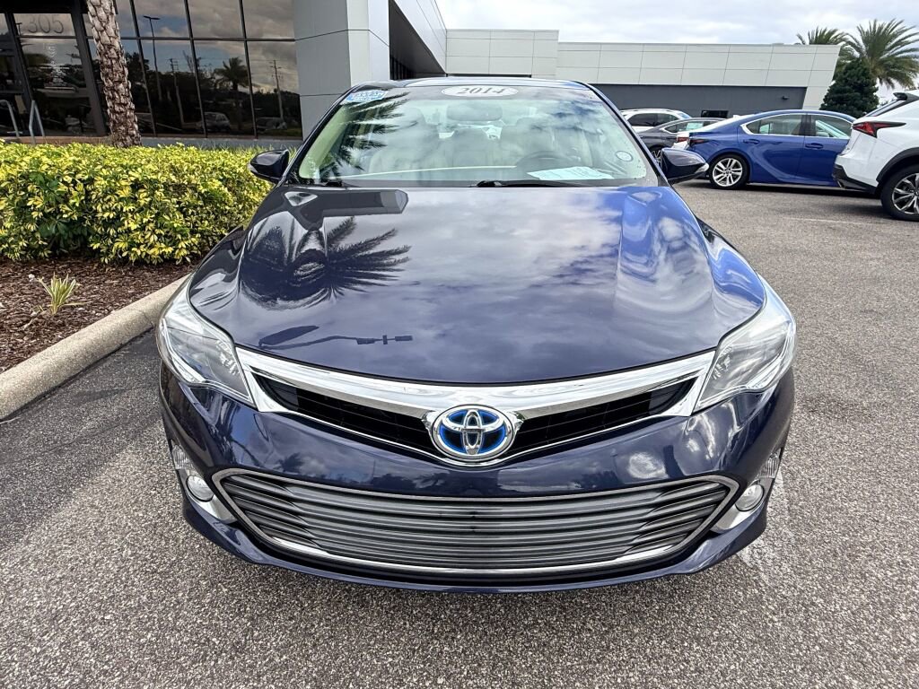Used 2014 Toyota Avalon Limited image 16