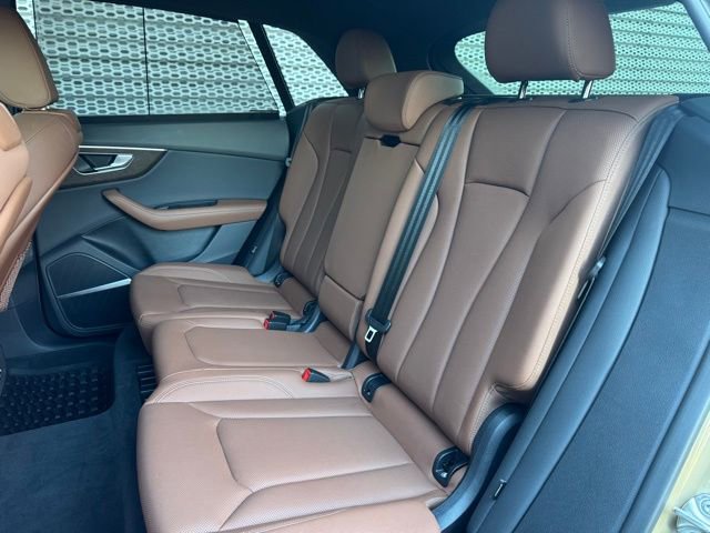 Certified 2025 Audi Q8 Premium Plus w/ Premium Plus Package AWD/4WD image 10