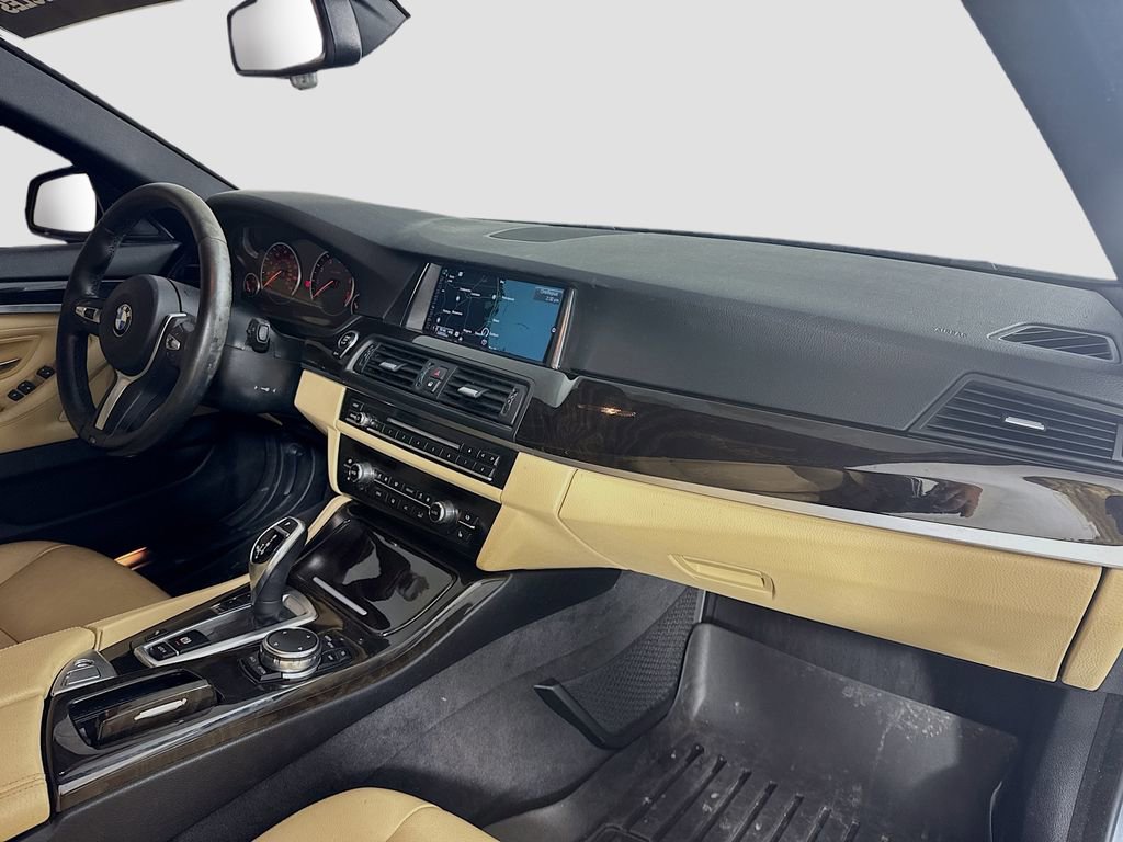 Used 2016 BMW 535i Sedan RWD image 31