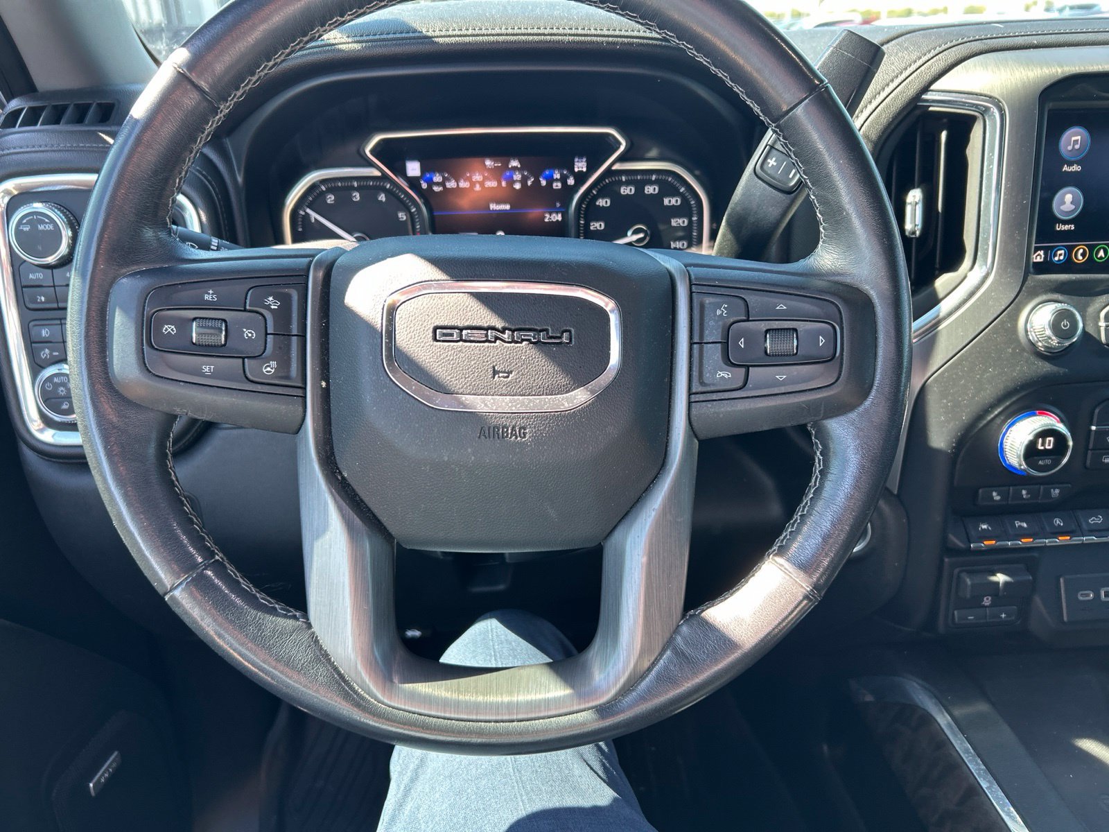 Used 2021 GMC Sierra 1500 Denali w/ Denali Ultimate Package AWD/4WD image 9