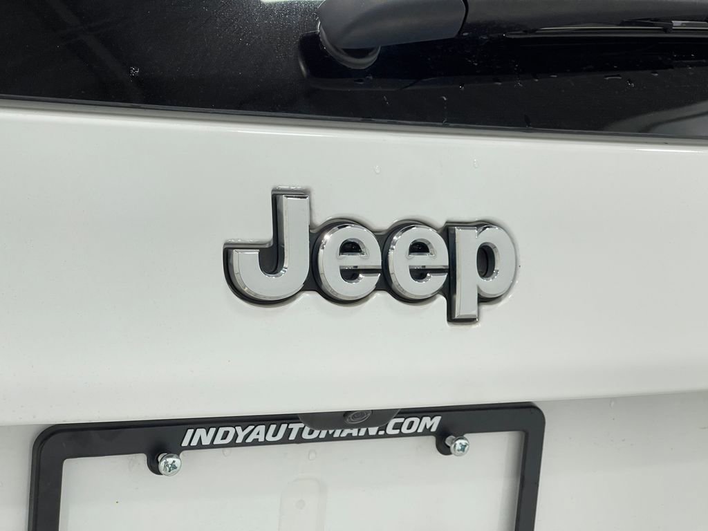 Used 2019 Jeep Cherokee Limited image 37