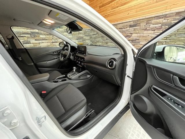 Used 2023 Hyundai Kona SEL w/ Cargo Package AWD/4WD image 42