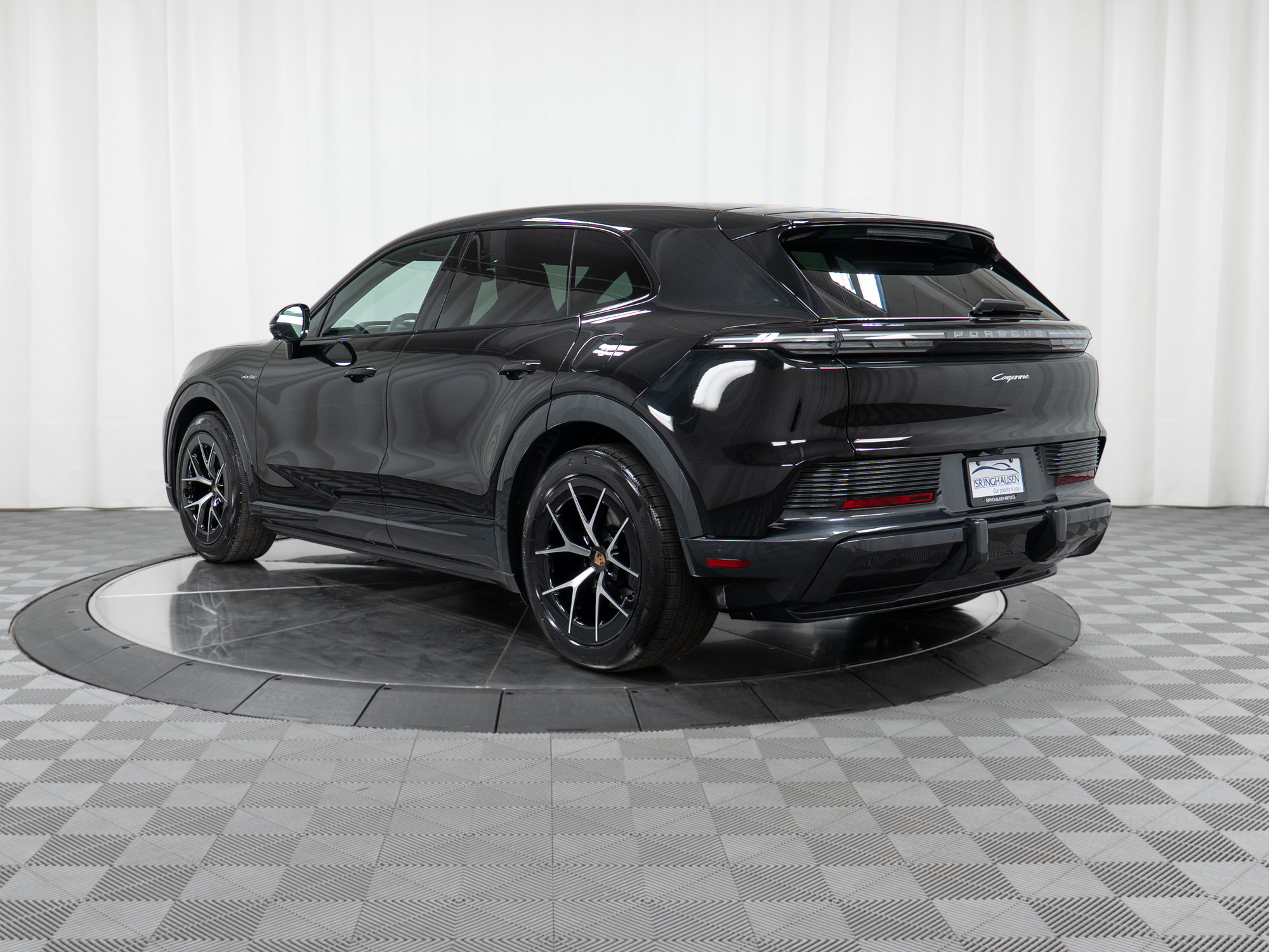New 2026 Porsche Cayenne Electric AWD/4WD image 3