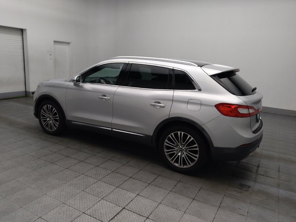 Used 2016 Lincoln MKX Reserve w/ Luxury Package FWD image 3