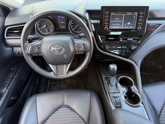Used 2024 Toyota Camry SE image 11