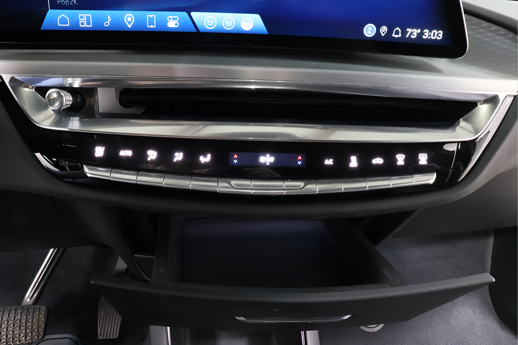Used 2024 Cadillac Lyriq Sport AWD/4WD image 11