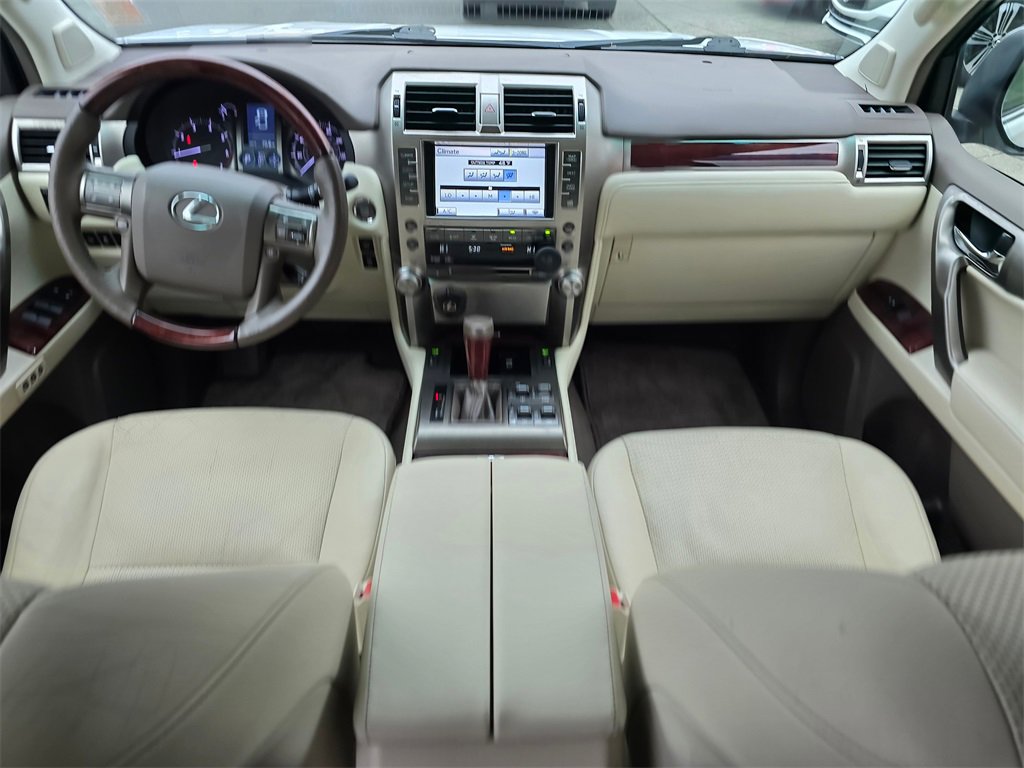 Used 2013 Lexus GX 460 Premium image 14
