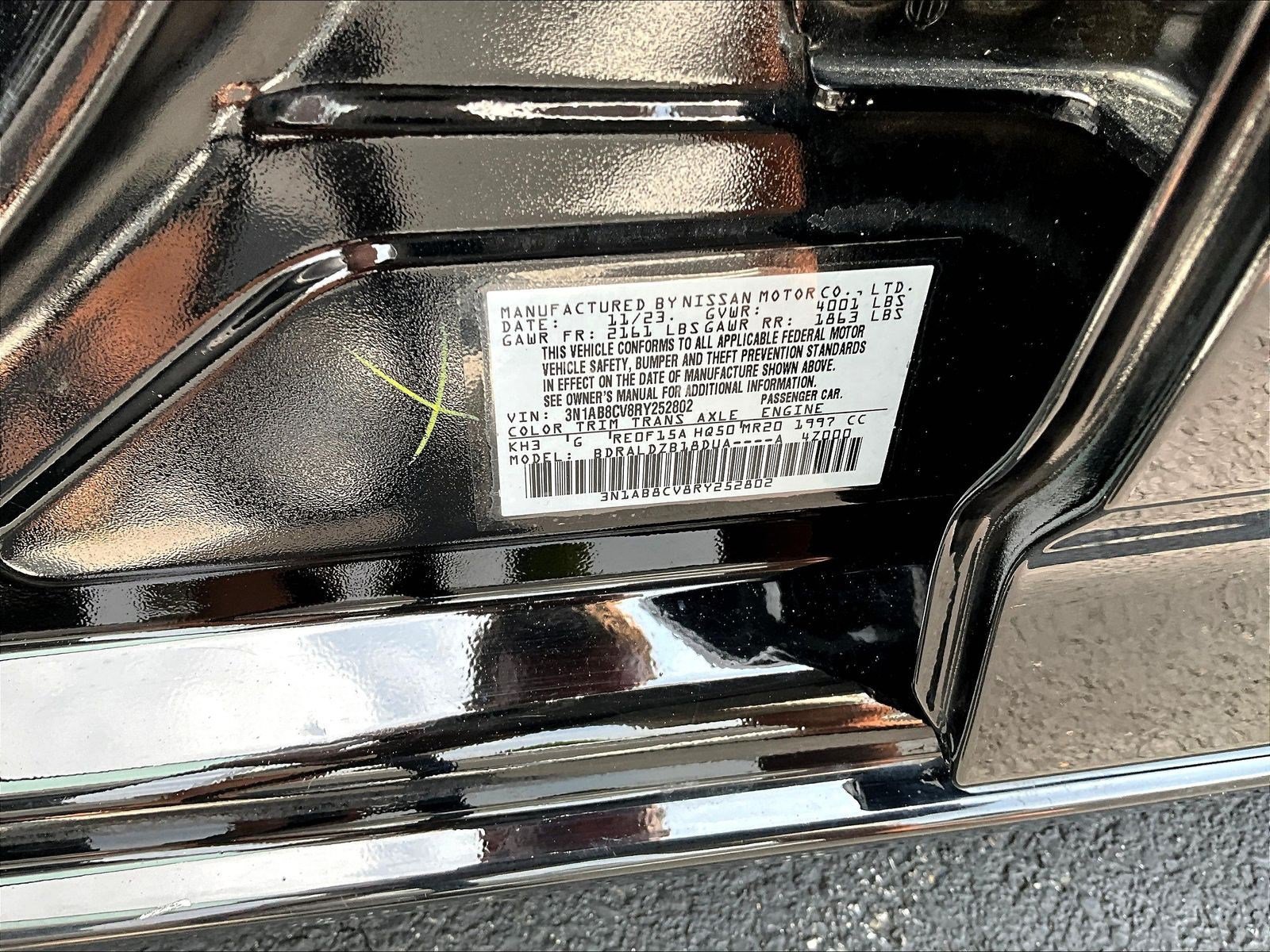 Used 2024 Nissan Sentra SV FWD image 18