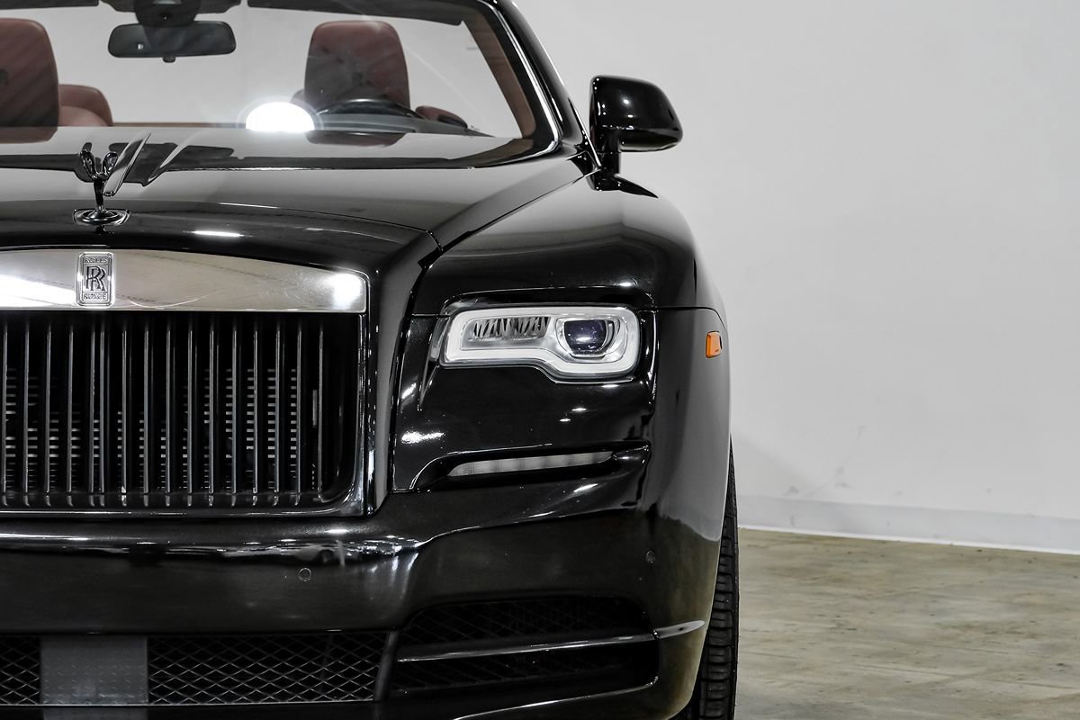 Used 2016 Rolls-Royce Dawn image 37