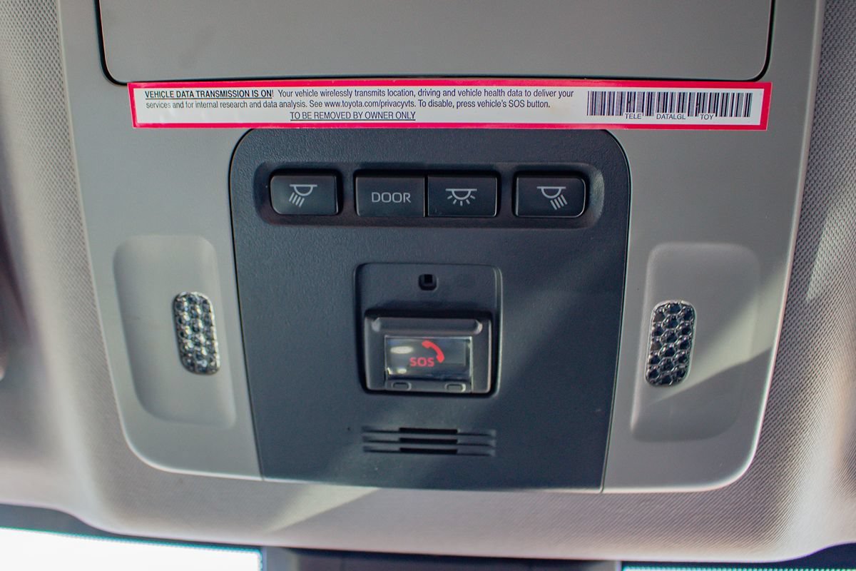 Used 2023 Toyota Camry XLE FWD image 30