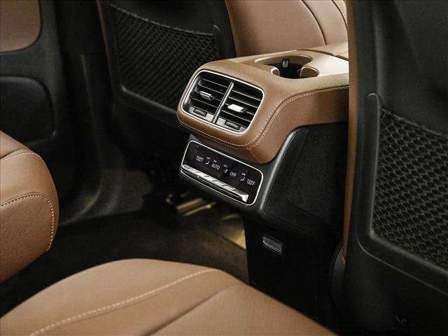 Used 2024 Mercedes-Benz GLS 450 4MATIC w/ AMG Line Exterior image 19