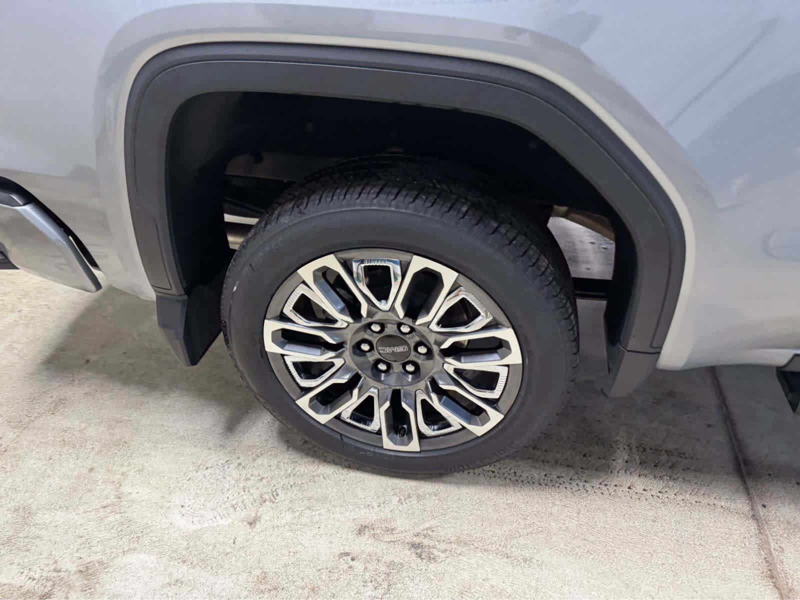 Certified 2025 GMC Sierra 1500 Denali Ultimate image 9