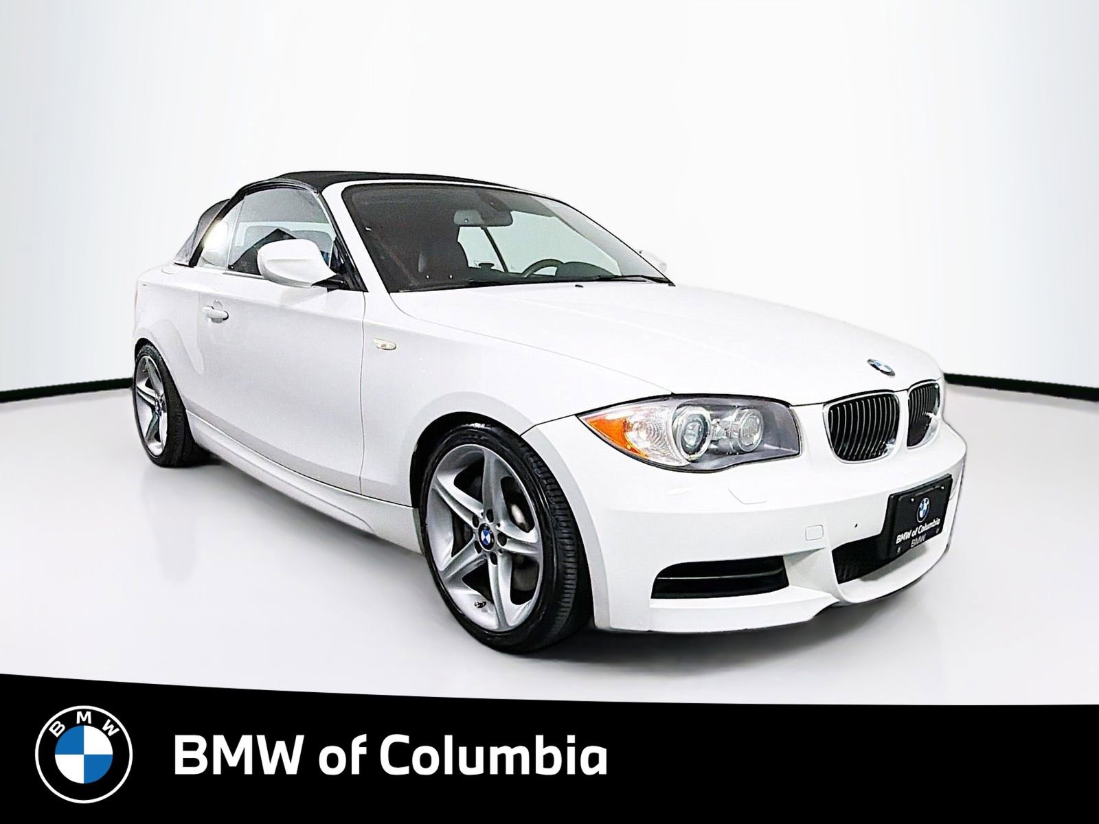 Used 2010 BMW 135i Convertible image 1