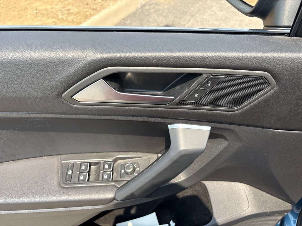 Used 2019 Volkswagen Tiguan SEL AWD/4WD image 17