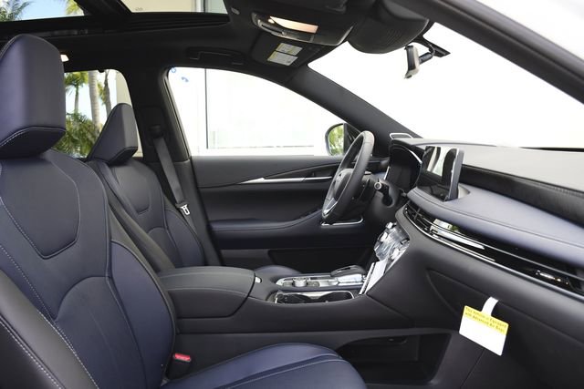 New 2026 INFINITI QX60 Sport w/ Dark Cargo Package image 28