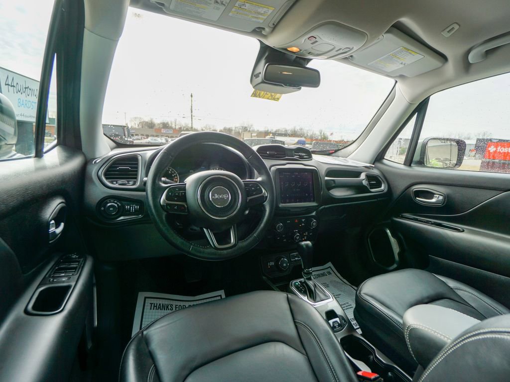 Used 2021 Jeep Renegade Limited image 13