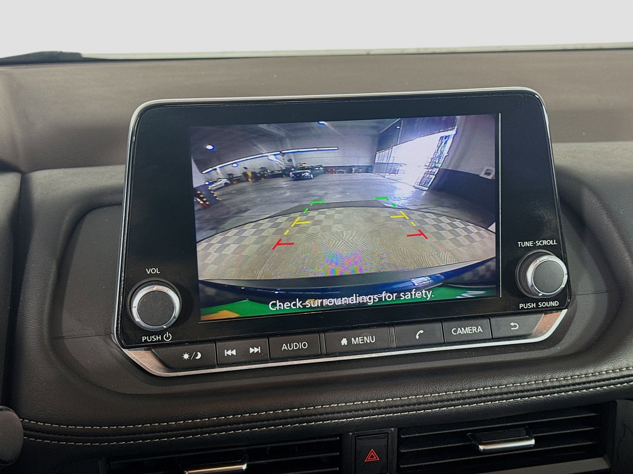 Used 2023 Nissan Rogue SV image 19