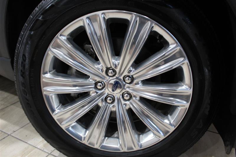 Used 2020 Ford Explorer Limited RWD image 12